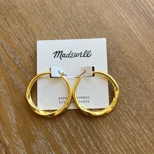 Beautiful Madewell Gold Hoop Earring